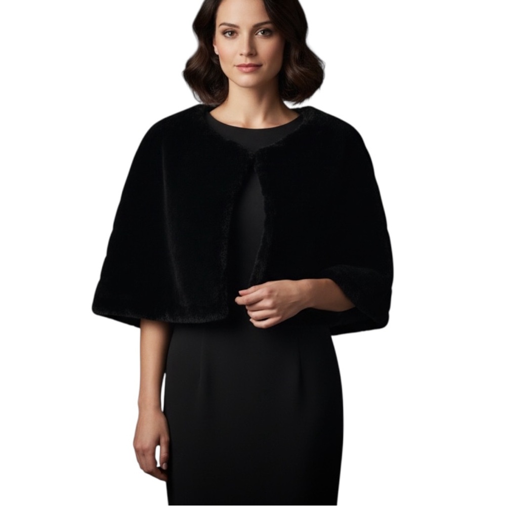 WHITE HOUSE BLACK MARKET Luxe Black Teddy Jacket Cape Faux Fur Black